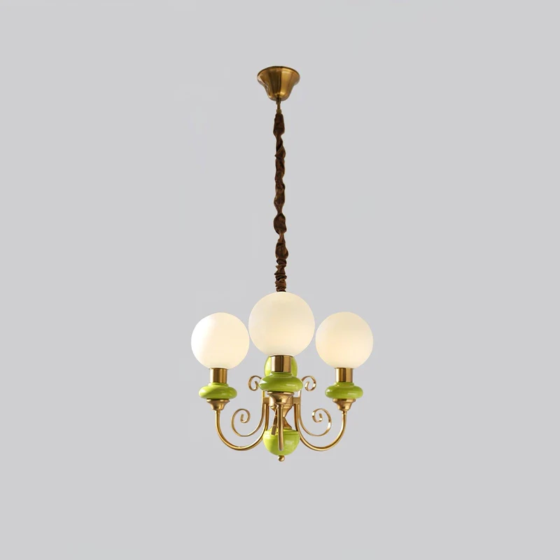 Kroonluchter met Groene Glazen Kappen en Gouden of Zwarte Afwerking – Luxe Hanglamp in 3, 5 of 8 Lichtpunten | Sansoti
