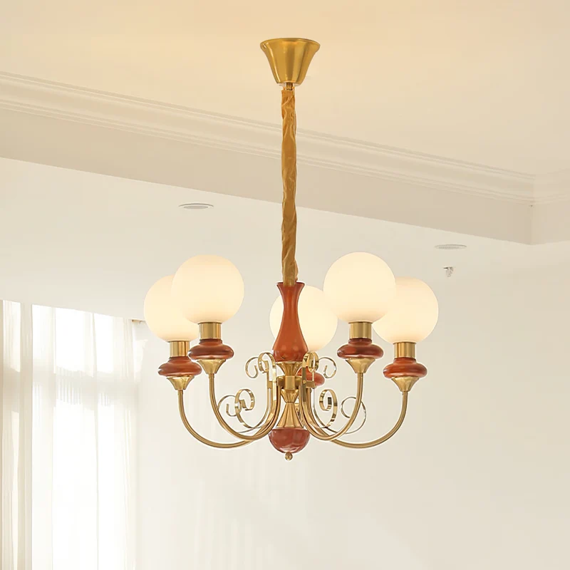Kroonluchter met Groene Glazen Kappen en Gouden of Zwarte Afwerking – Luxe Hanglamp in 3, 5 of 8 Lichtpunten | Sansoti