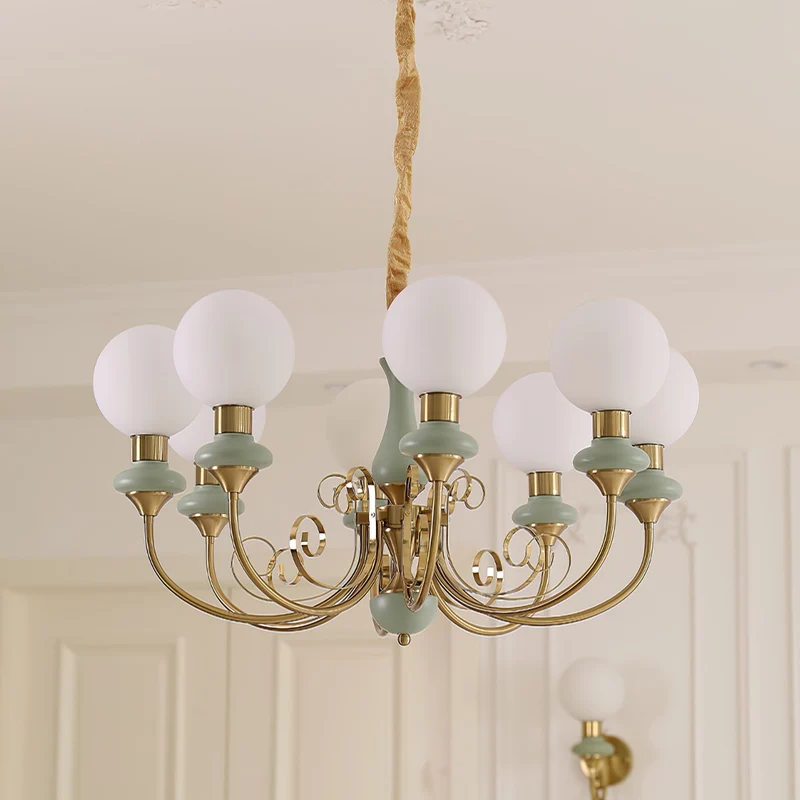 Kroonluchter met Groene Glazen Kappen en Gouden of Zwarte Afwerking – Luxe Hanglamp in 3, 5 of 8 Lichtpunten | Sansoti