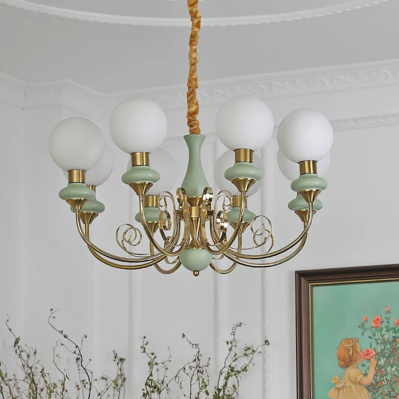 Kroonluchter met Groene Glazen Kappen en Gouden of Zwarte Afwerking – Luxe Hanglamp in 3, 5 of 8 Lichtpunten | Sansoti