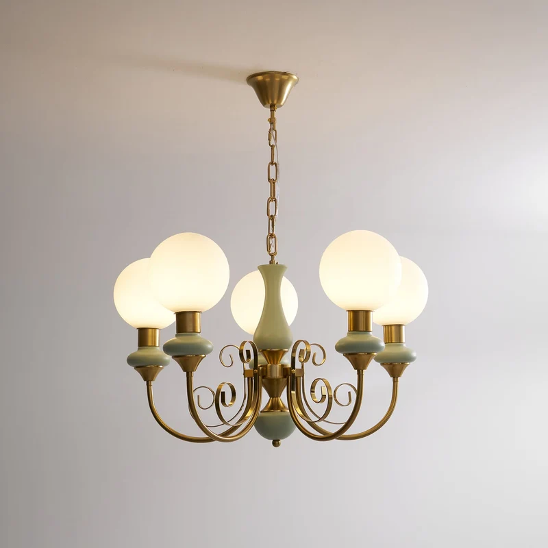 Kroonluchter met Groene Glazen Kappen en Gouden of Zwarte Afwerking – Luxe Hanglamp in 3, 5 of 8 Lichtpunten | Sansoti