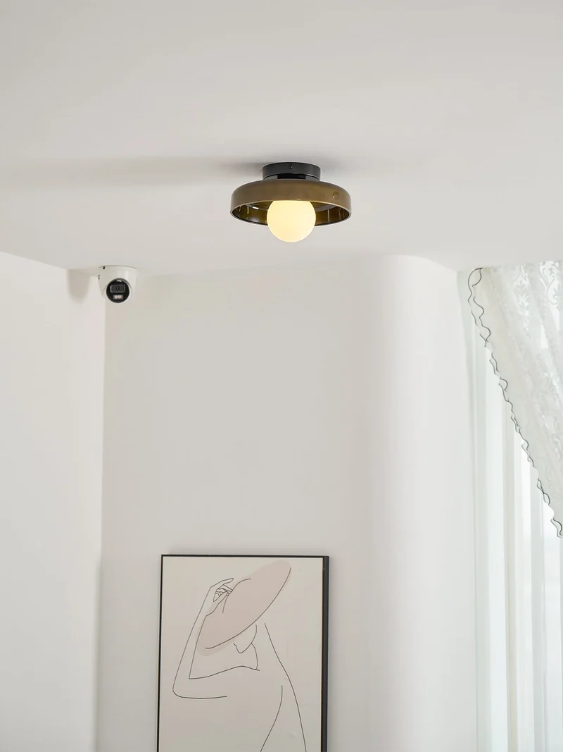 Disc Orb Plafondlamp – Moderne Glazen Lampenkap Rond Scandinavisch Design Messing Basis 3 Lichtpunten Warm Licht Woonkamer Slaapkamer Eetkamer | Sansoti
