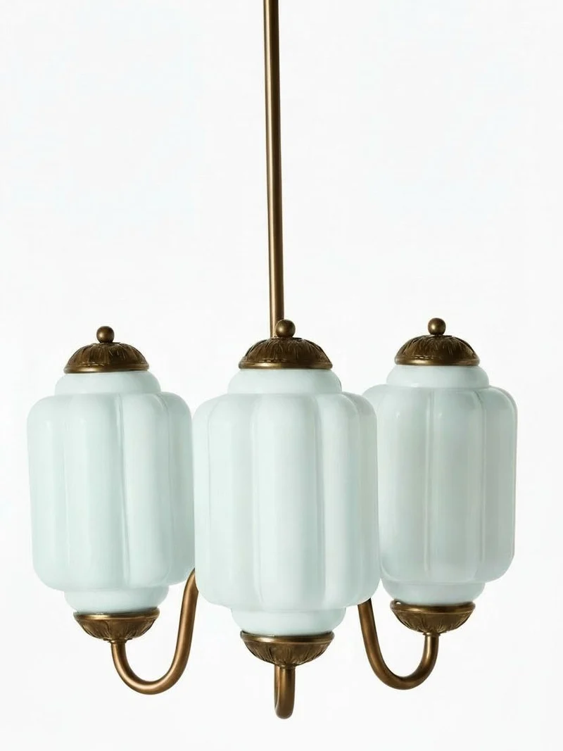Melkglazen Kroonluchter Vintage Afwerking Tijdloze Elegantie Klassieke Verlichting voor Eetkamer Woonkamer | Sansoti