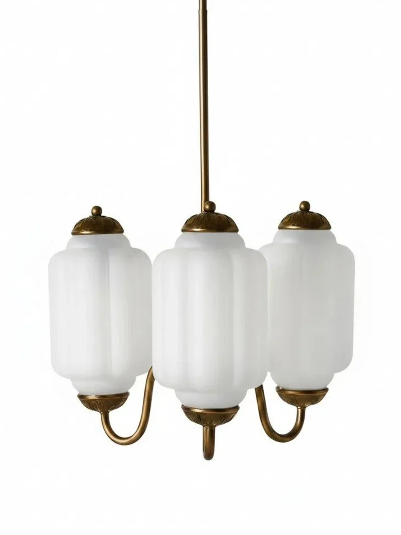 Melkglazen Kroonluchter Vintage Afwerking Tijdloze Elegantie Klassieke Verlichting voor Eetkamer Woonkamer | Sansoti