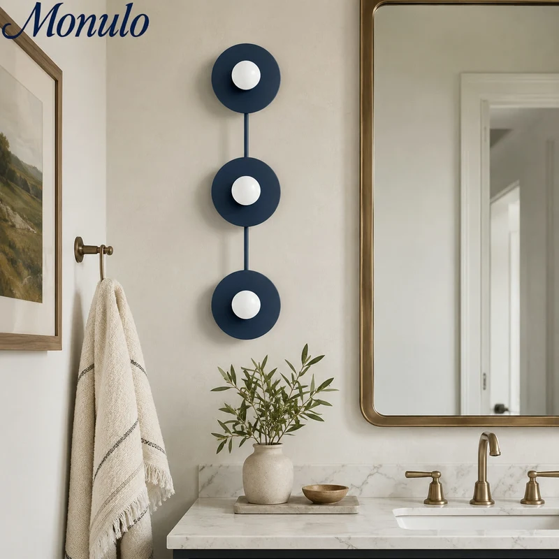 Minimalistische Badkamerlamp met Drie Lichtpunten - Verkrijgbaar in Meerdere Kleuren | Sansoti