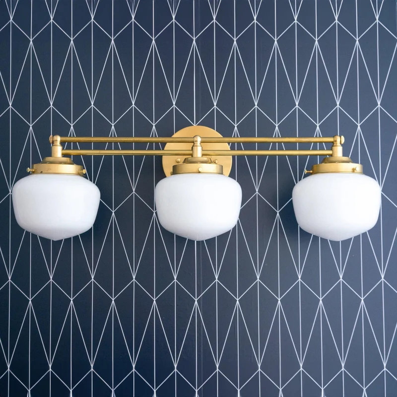 Globe Wandlamp Klassieke Badkamer Schoolhouse Verlichting Mat Opaal Glas voor Spiegel en Wastafel | Sansoti
