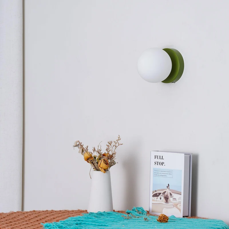 Nuvol Wandlamp — Metalen Wandspot met Glazen Bol ø12cm — Compacte Wandverlichting in 5 Kleuren | Sansoti