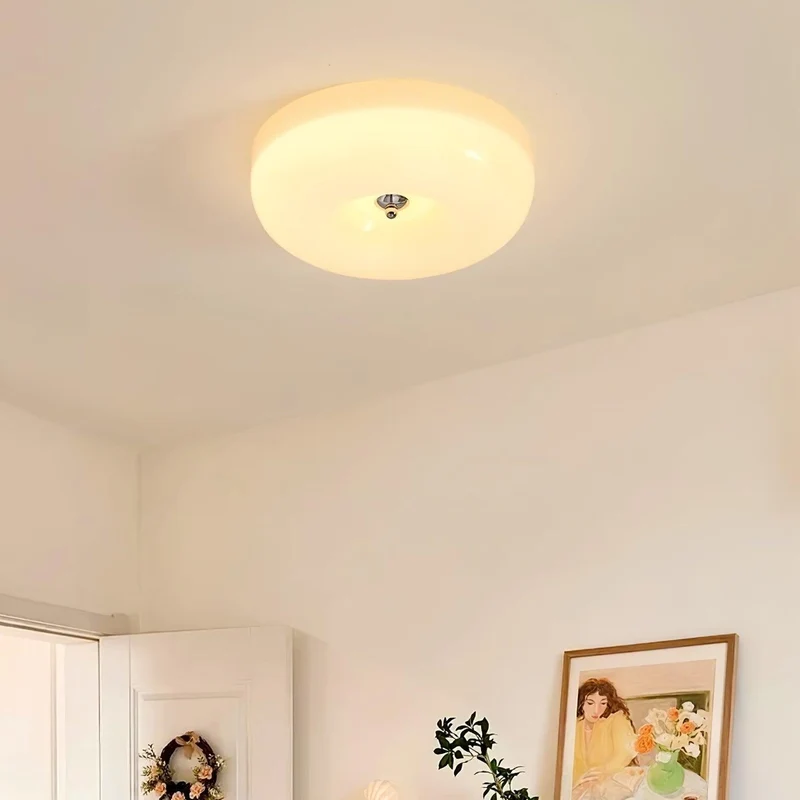Plafondlamp Melkglas 32–46 cm | Glazen Bol met Zilveren Accent | Dimbare Plafondverlichting Warm Wit | Sansoti
