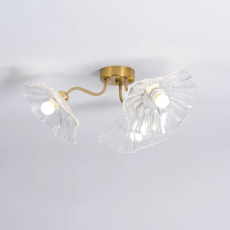 Glazen Plafondlamp met Bladmotief – 3, 5 of 6 Lichtpunten – Gouden Armatuur met Helder of Roze Matglas | Sansoti