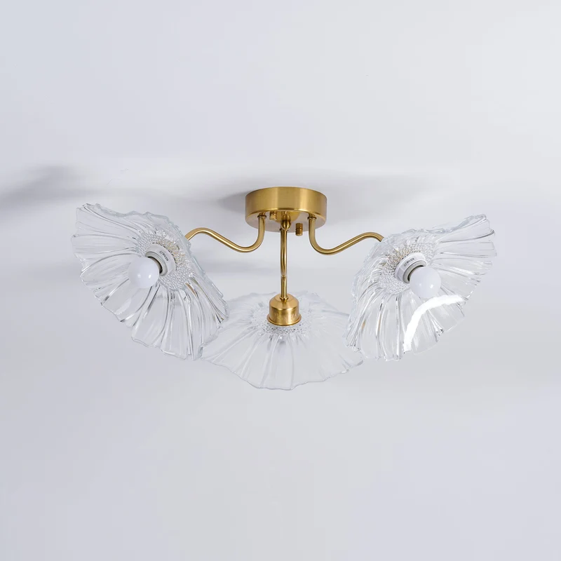 Glazen Plafondlamp met Bladmotief – 3, 5 of 6 Lichtpunten – Gouden Armatuur met Helder of Roze Matglas | Sansoti