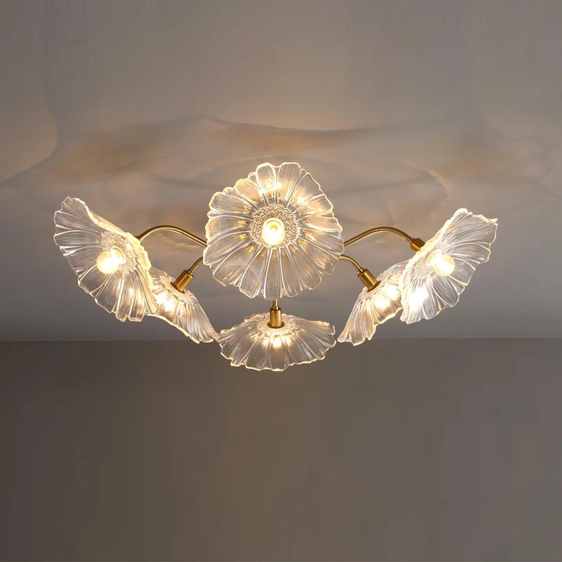 Glazen Plafondlamp met Bladmotief – 3, 5 of 6 Lichtpunten – Gouden Armatuur met Helder of Roze Matglas | Sansoti