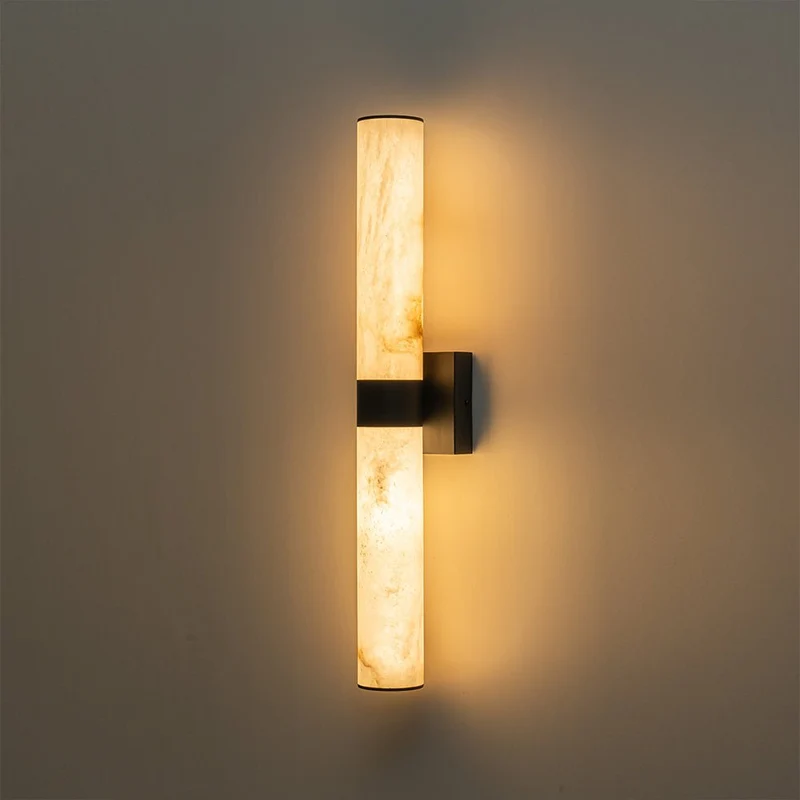Lineaire LED Wandlamp met Albast – Moderne Badkamerverlichting in Messing of Zwart – 60cm Dimbaar 3000K | Sansoti