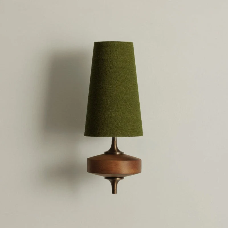 Vintage Wandlamp met Houten Arm en Stoffen Kap – Antiek Messing of Walnoot – E12/E14 Fitting | Sansoti