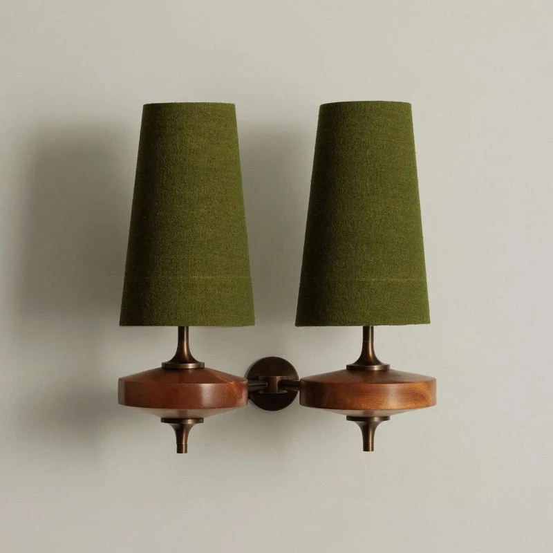 Vintage Wandlamp met Houten Arm en Stoffen Kap – Antiek Messing of Walnoot – E12/E14 Fitting | Sansoti