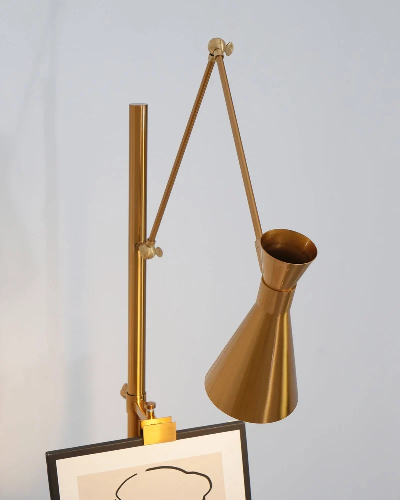 Vloerlamp met Ezelhouder Goudkleurig Frame Marmeren Voet E26/E27 Max 40W Moderne Verlichting voor Kunstwerken en Interieur | Sansoti