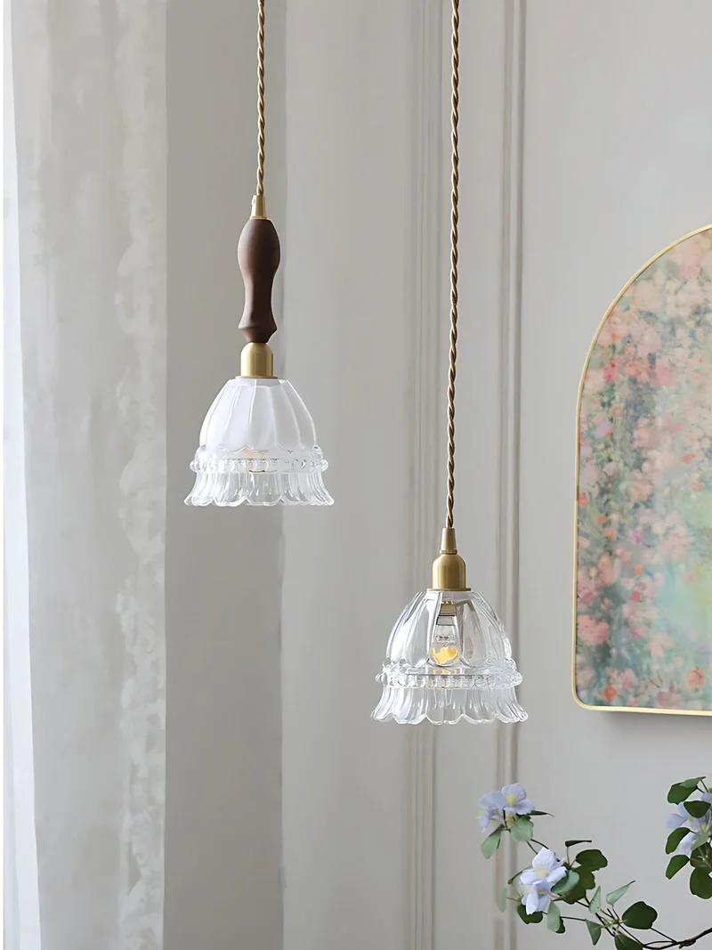 Franse Landelijke Hanglamp Glazen Kap Kwallen Design Transparant of Amber met Walnoot Greep Sfeerverlichting Eetkamer Elegante Plafondlamp | Sansoti