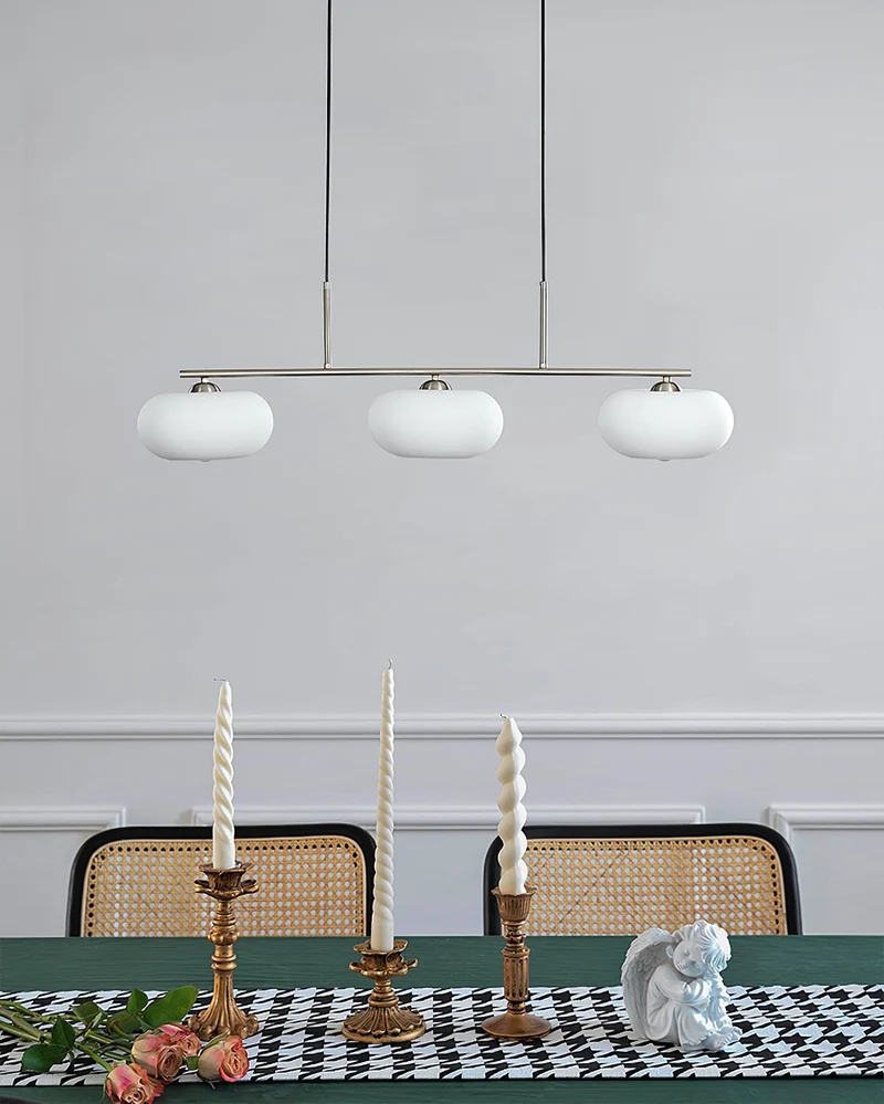 Design Hanglamp met 3 Globe Kapjes - Stijlvolle Eetkamerverlichting voor Tafel en Kookeiland - Verstelbaar 150 cm - Nikkel of Goud - E26/E27 | Sansoti