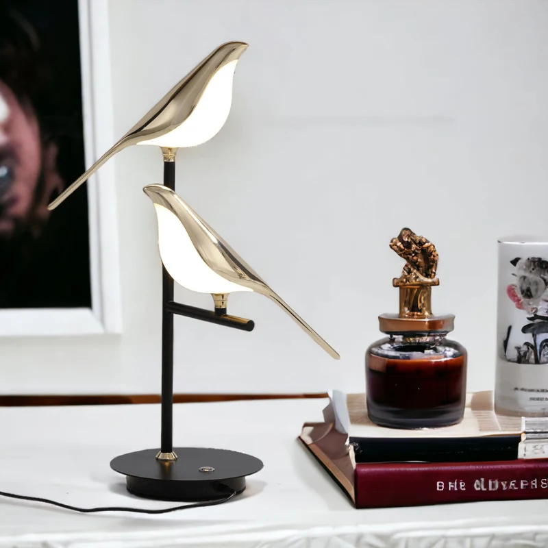 Gouden Vogel Tafellamp LED Scandinavisch Design Warm Wit Sfeerverlichting Woonkamer Slaapkamer Decoratief | Sansoti