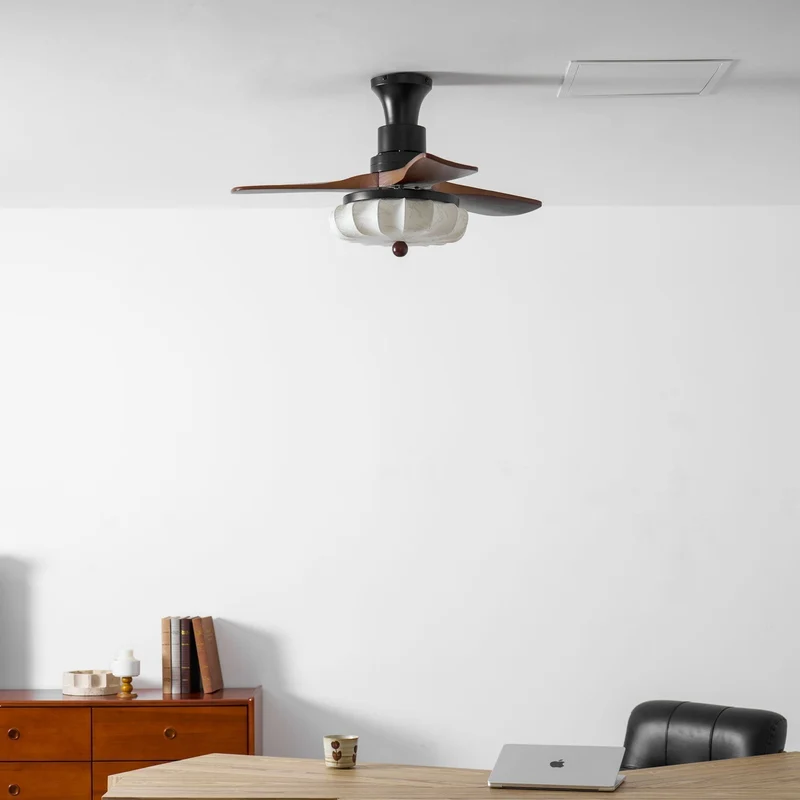 Plafondventilator met Verlichting – DC-Motor – Lotus-Dessin Katoenen Kap – Walnoothouten Bladen – Regelbaar & Omkeerbaar | Sansoti