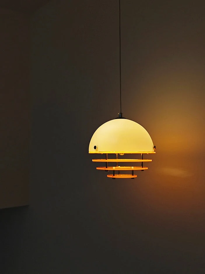 Stijlvolle Hanglamp Bauhaus Design Oranje-Wit Sfeerverlichting voor Moderne Interieurs | Sansoti