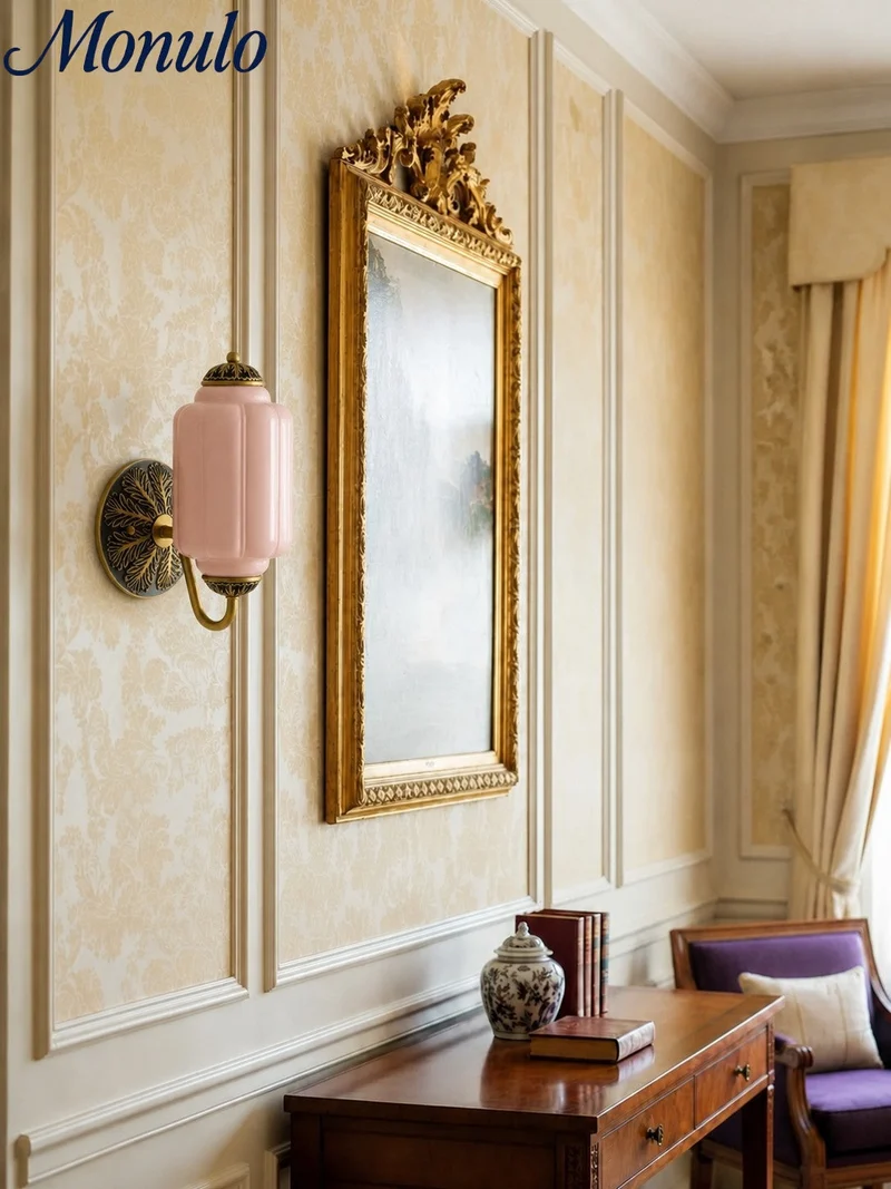 Melkglazen Wandlamp Eloise voor Hal en Slaapkamer | Vintage Wandverlichting met Melkwit Glas | Sansoti
