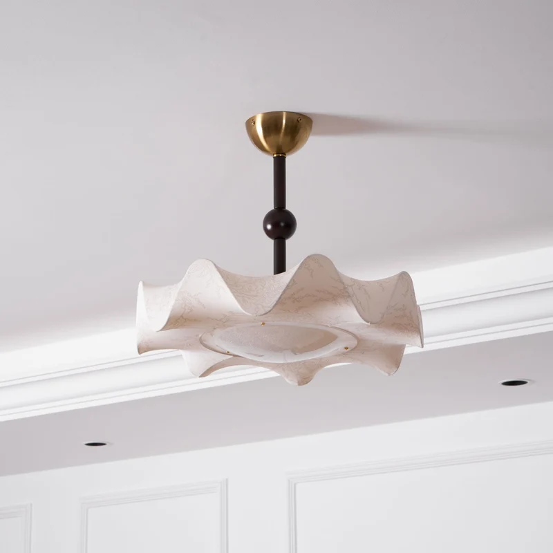 Plafondlamp met Bloemblaadjesontwerp – Walnoot & Goud – Geïntegreerde LED – Ø50cm × H44cm | Sansoti