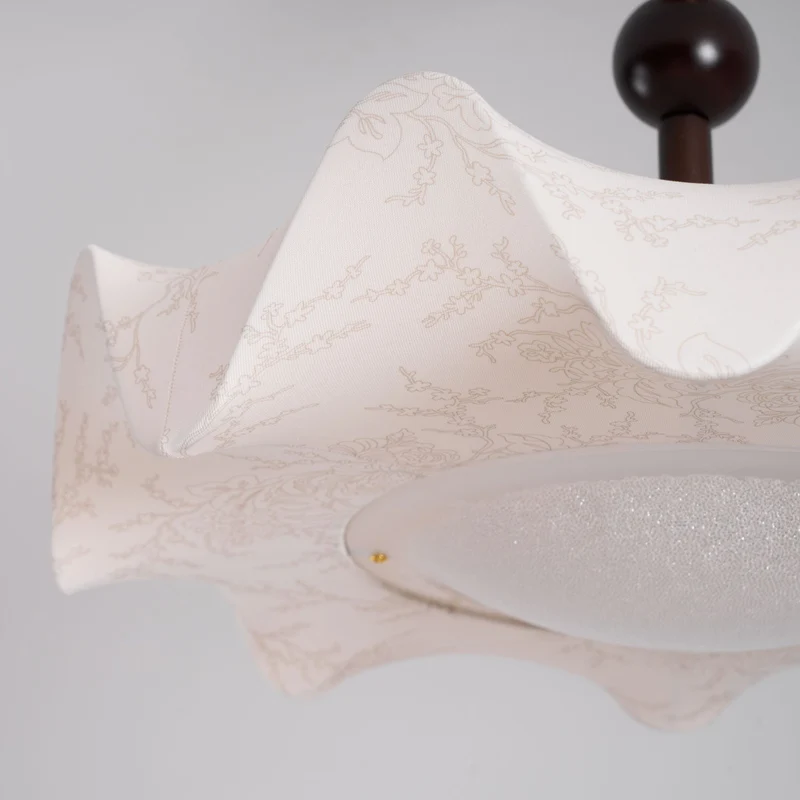 Plafondlamp met Bloemblaadjesontwerp – Walnoot & Goud – Geïntegreerde LED – Ø50cm × H44cm | Sansoti