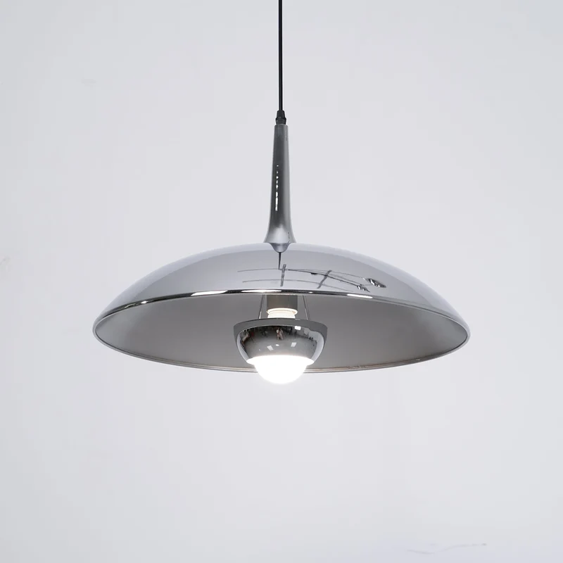 Verstelbare Hanglamp Onos – Hoogte-instelbaar met Tegengewichtbal – Chroom of Goud Metaal – Vintage 1970s Design – Retro Pendelverlichting voor Eettafel en Keukeneiland | Sansoti