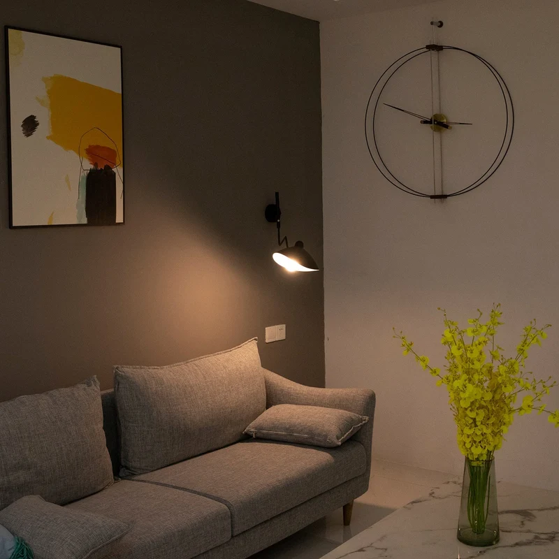 Wandlamp met verstelbare armen — industriële wandverlichting in aluminium en messing — vintage design — moderne wandlamp voor woonkamer slaapkamer | Sansoti