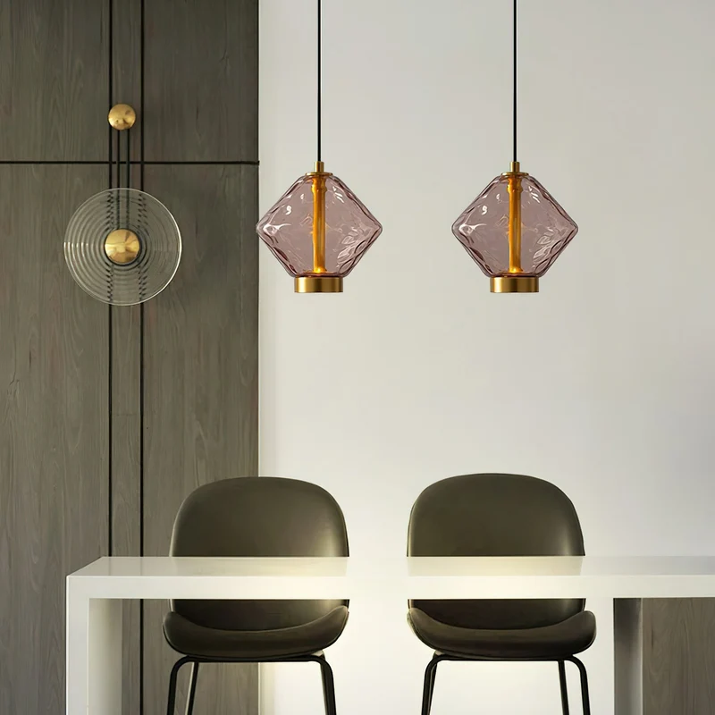 Hanglamp met Gekleurde Glazen Bol – Modern Design voor Eetkamer en Keuken | Sansoti