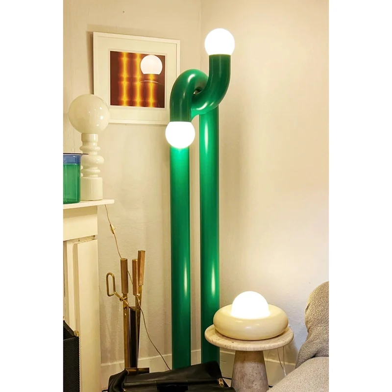 Moderne Staande Boogvorm Lamp met Twee Glazen Bollen – Decoratieve Dubbele Verlichting voor Woonkamer | Sansoti