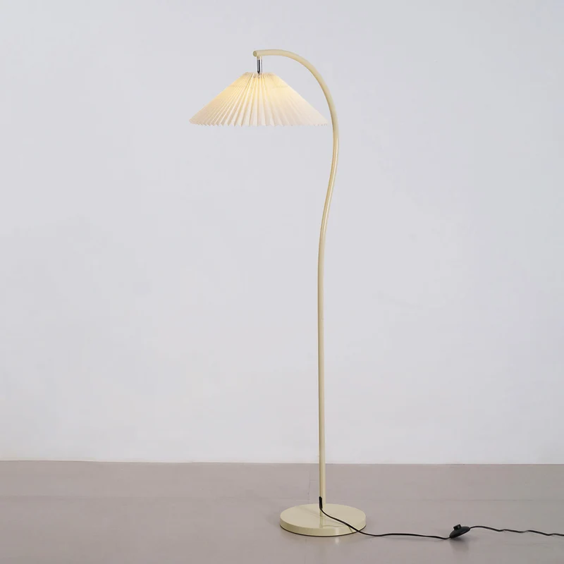 Geplooide Vloerlamp met Stoffen Kap – Modern Design Zwart Beige Groen Goud – 155cm Hoog E26/E27 – Dimbaar | Sansoti