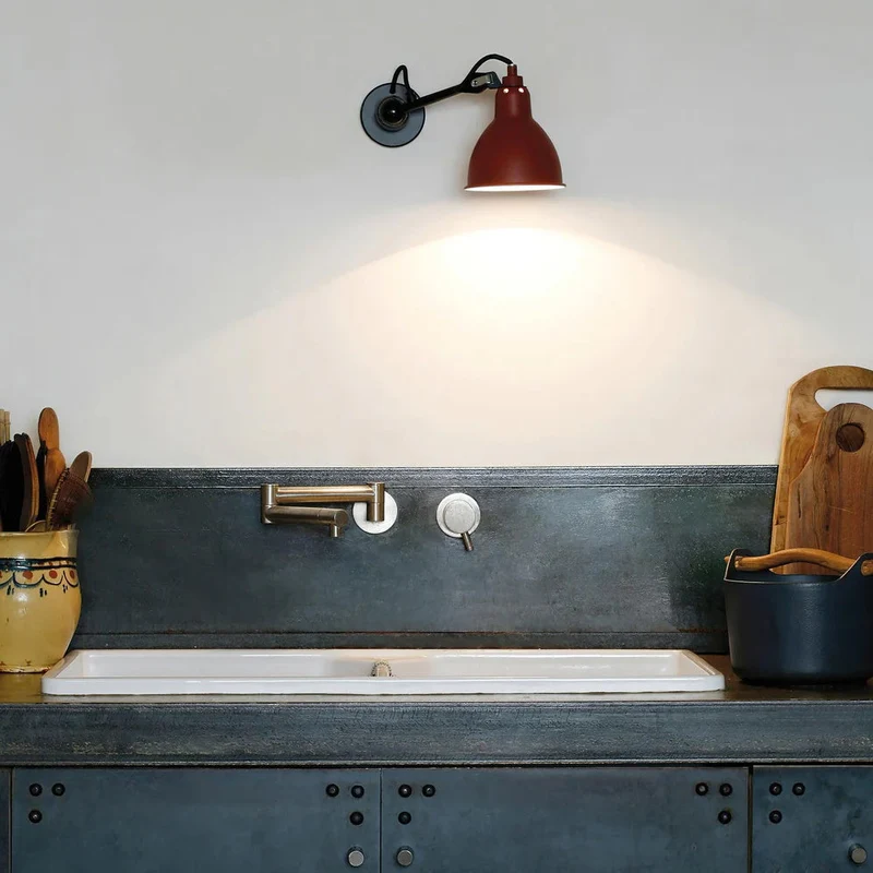 Verstelbare Wandlamp Zwart Mat 15cm Breedte Met Scharnierende Arm Voor Leeshoek Kantoor Werklamp Modern Design | Sansoti