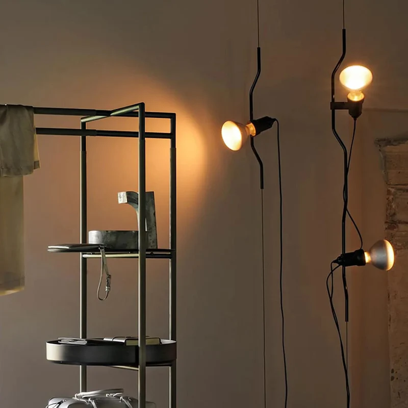 In Hoogte Verstelbare Hanglamp met Metalen Buiskap – Zwart/Wit/Rood | Sansoti
