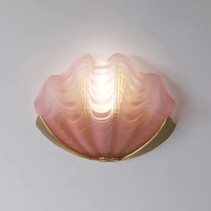 Glazen Wandlamp Schelp Design Messing & Glas Luxe Afwerking voor Gang en Slaapkamer | Sansoti