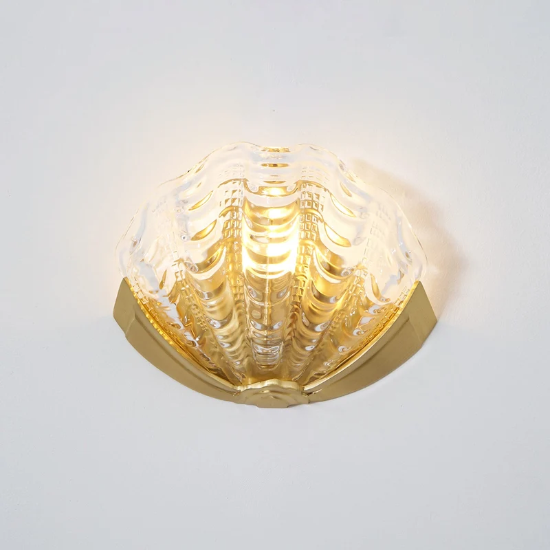 Glazen Wandlamp Schelp Design Messing & Glas Luxe Afwerking voor Gang en Slaapkamer | Sansoti