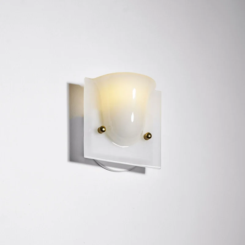 Mollo Wandlamp — Organische Hars & IJzer Wandverlichting | Sansoti