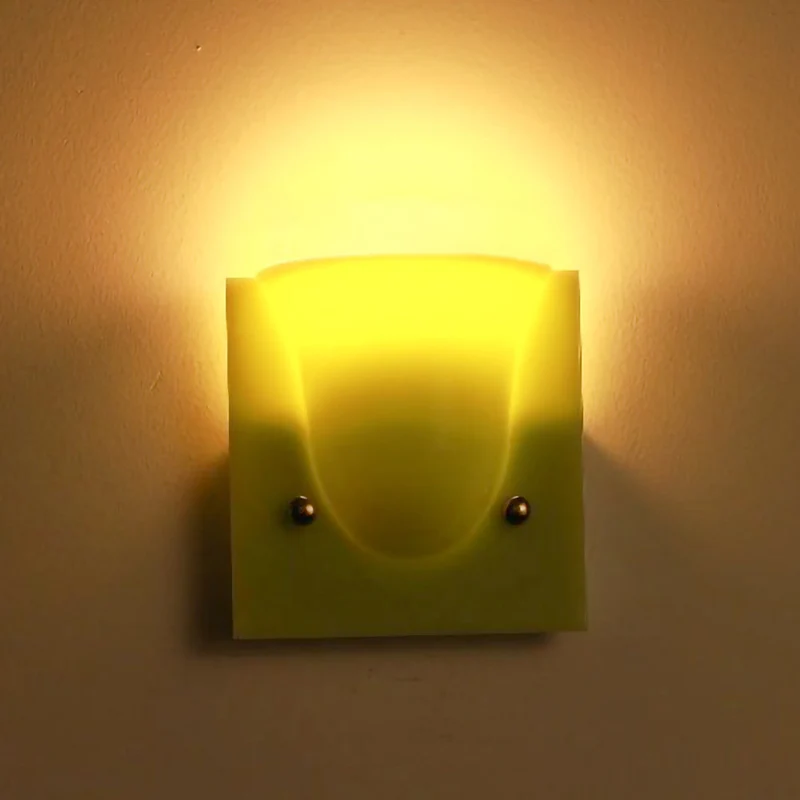 Mollo Wandlamp — Organische Hars & IJzer Wandverlichting | Sansoti