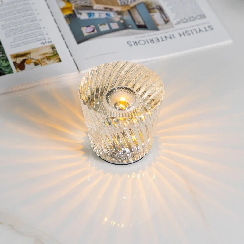 Diamant Kristal Tafellamp met Ingebouwde Accu – Draadloos & Dimbaar – Ø 8,2 cm × H 9 cm | Sansoti