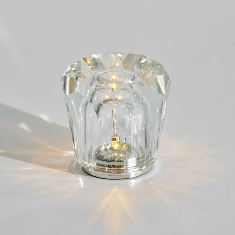 Diamant Kristal Tafellamp met Ingebouwde Accu – Draadloos & Dimbaar – Ø 8,2 cm × H 9 cm | Sansoti