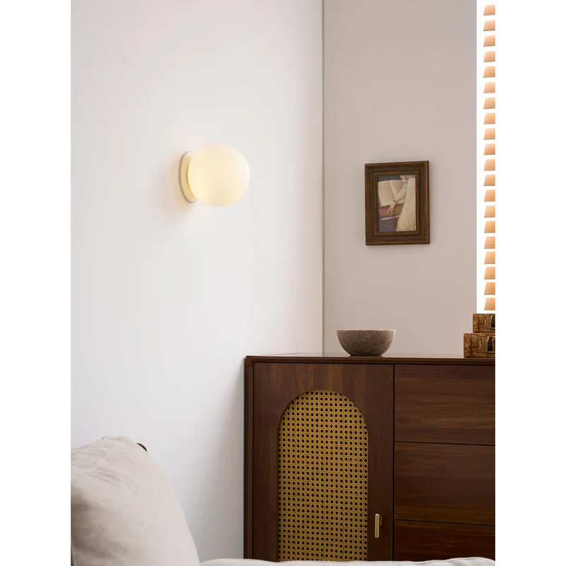Glazen Wandlamp met Gouden of Zilveren Fitting – Modern Design voor Slaapkamer en Woonkamer | Sansoti