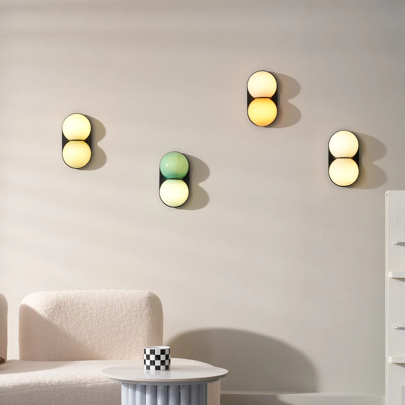 Moderne Dubbele Glazen Wandlamp – Speelse Verlichting met Gekleurde Glazen voor Slaapkamer & Kinderkamer | Sansoti