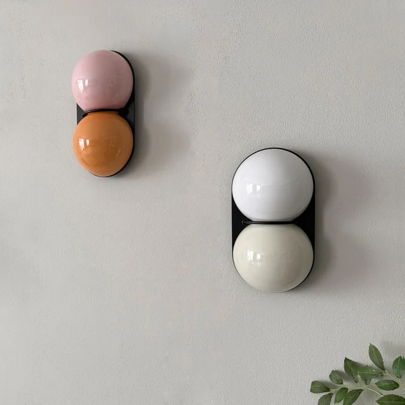 Moderne Dubbele Glazen Wandlamp – Speelse Verlichting met Gekleurde Glazen voor Slaapkamer & Kinderkamer | Sansoti