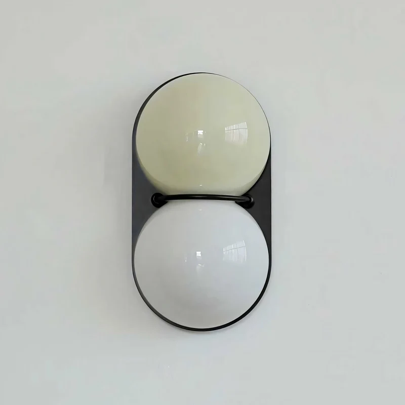 Moderne Dubbele Glazen Wandlamp – Speelse Verlichting met Gekleurde Glazen voor Slaapkamer & Kinderkamer | Sansoti