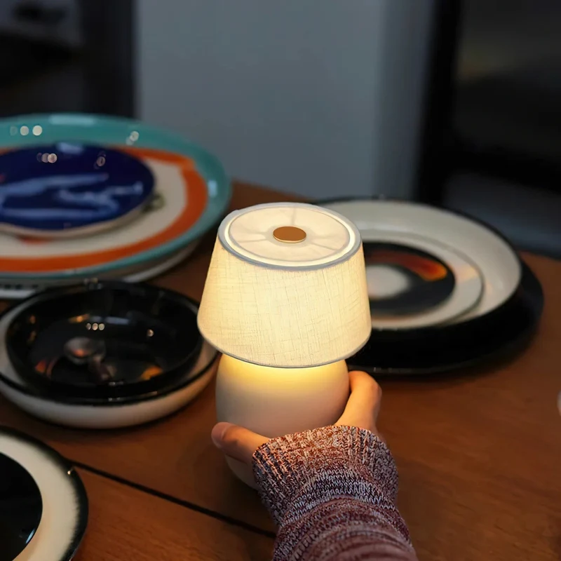 Draagbare Tafellamp met Geïntegreerde Batterij 240 lm Warm Wit 3000K Keramiek Linnen Kap Touch-Bediening | Sansoti