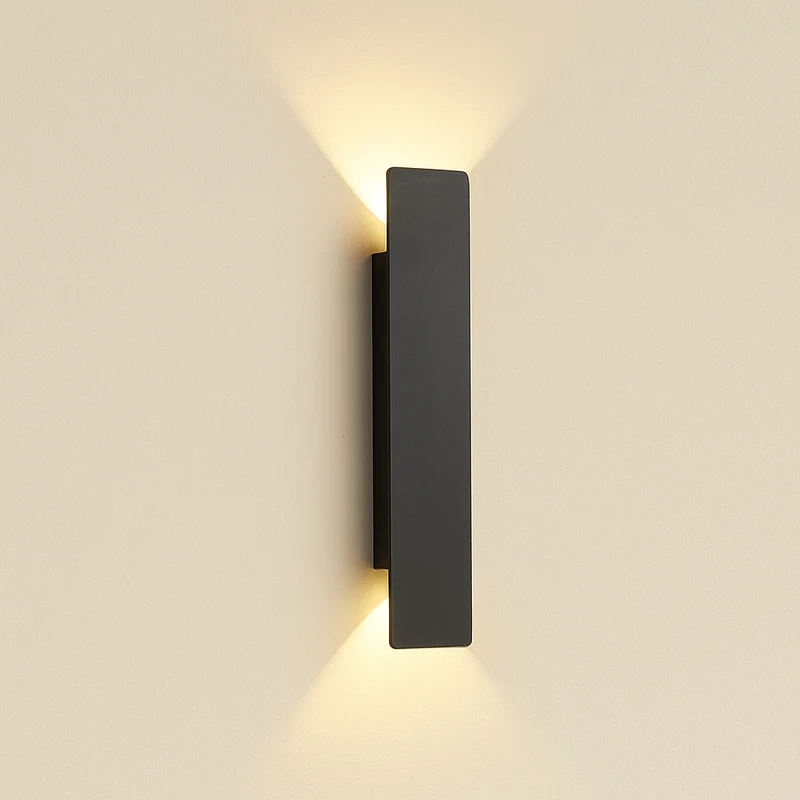Moderne LED Wandlamp voor Buiten IP65 Aluminium Up & Down Licht Warm Wit Zwart voor Gevel en Terras | Sansoti