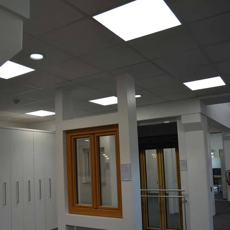 LED Panel rahmenlos 600 Warmweiß Dimmbar 4700lm Weiß