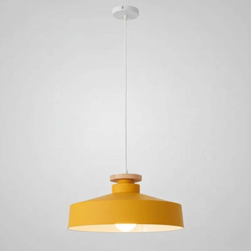 Hanglamp met Houten Kap en Aluminium Accent – Scandinavisch Design voor Eetkamer en Woonkamer | Sansoti