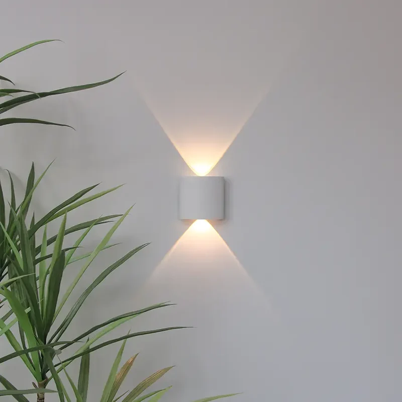 Wandlamp Modern Aluminium Zwart & Wit IP44 Warm Wit Innen & Buiten | Sansoti