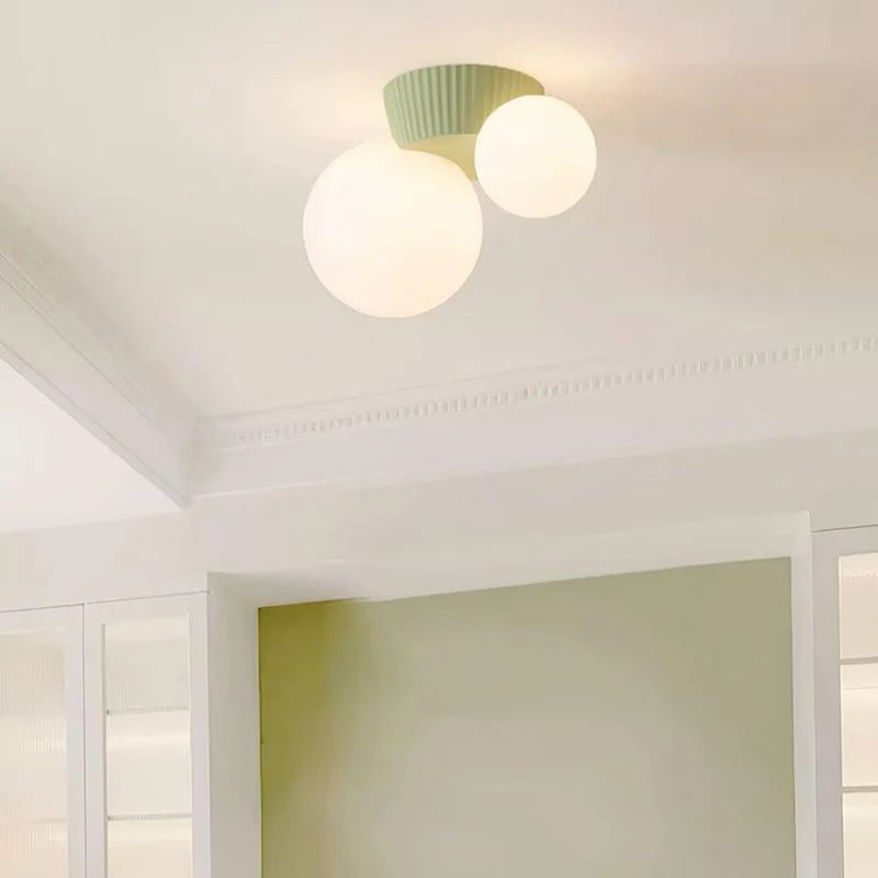 Moderne Plafondlamp met Dubbele Bollen – Stijlvolle Scandinavische Wandverlichting voor Woonkamer en Slaapkamer | Sansoti